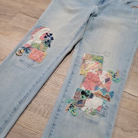 Sundance Magnolia Patchwork Embroidered Straight Leg Jeans Size 31 Boho Cottage - Picture 9 of 14